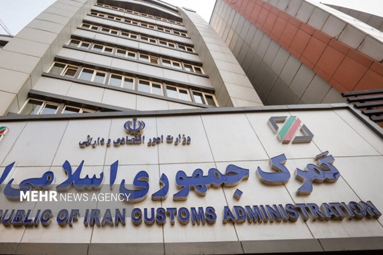 افزایش ۴۰ درصدی خروج کالاهای صادراتی از مرز آستارا طی ۲۴ ساعت گذشته