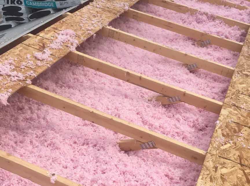 عایق بلافشار با ترکیب مواد بازیافتی در یک پروژه ساختمانی پایدار